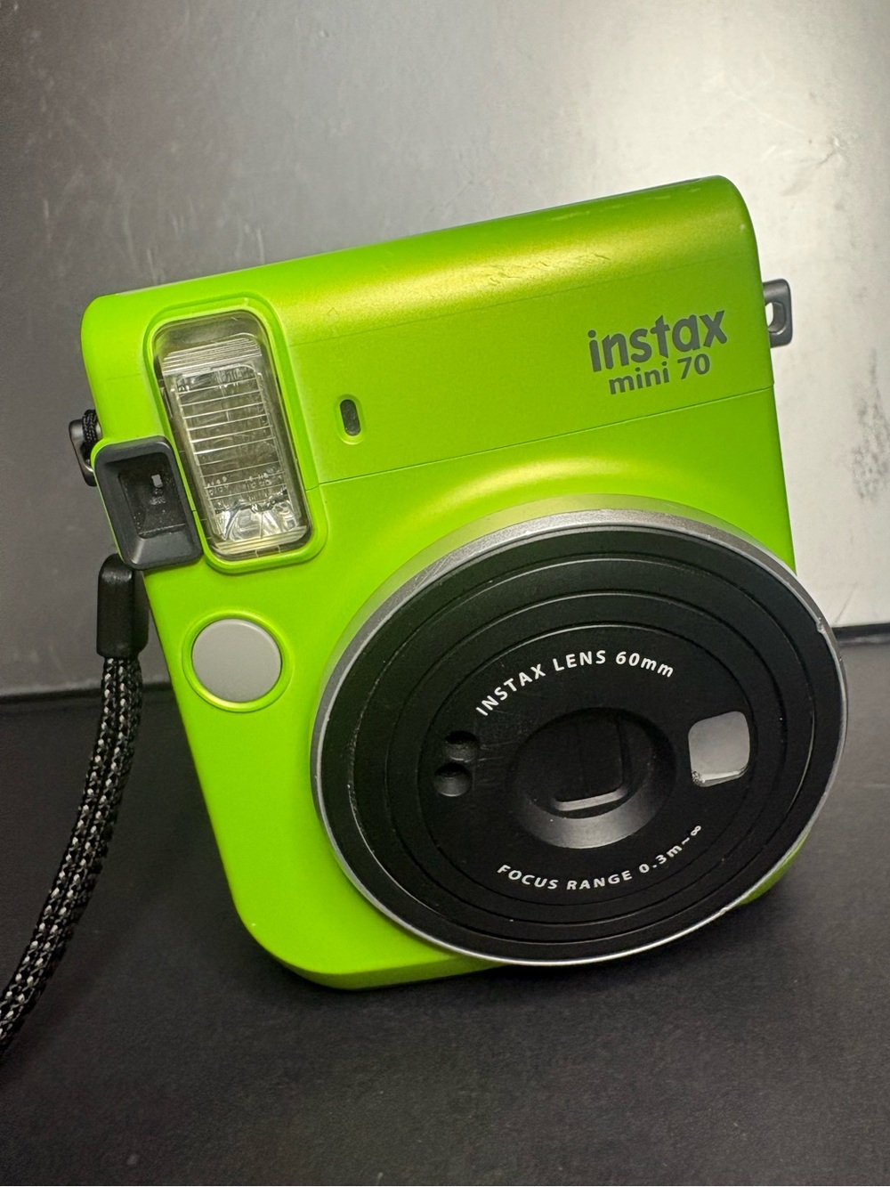 Instax mini 70 Instant Camera in Kiwi Green READ